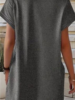 Relaxed Short Sleeve Tunic Top - Charcoal Gray